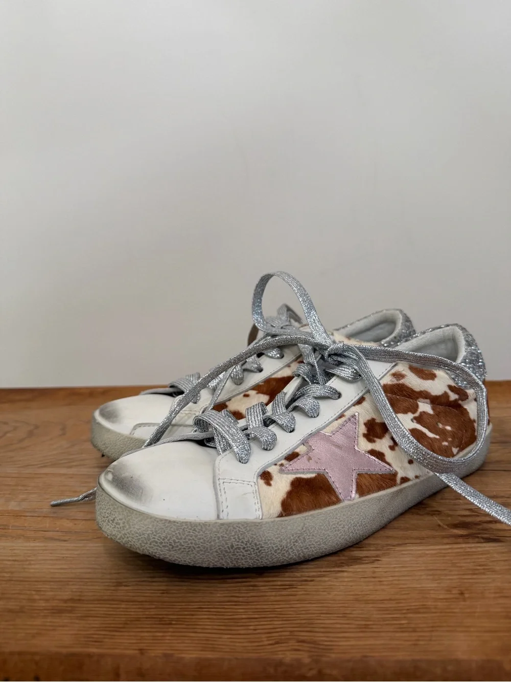 Golden Goose Superstar Leather Low Top Sneakers Cow Print Pink Star Women’s 40
